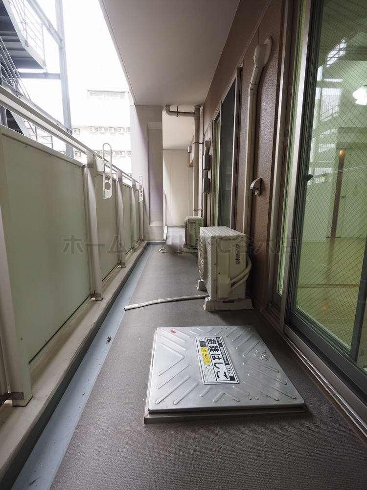 拡大写真:アップルタワー大阪谷町 6階612のバルコニー