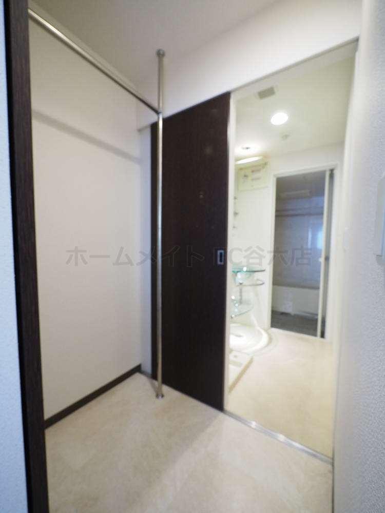 拡大写真:アーバンフラッツ瓦町 9階905の収納