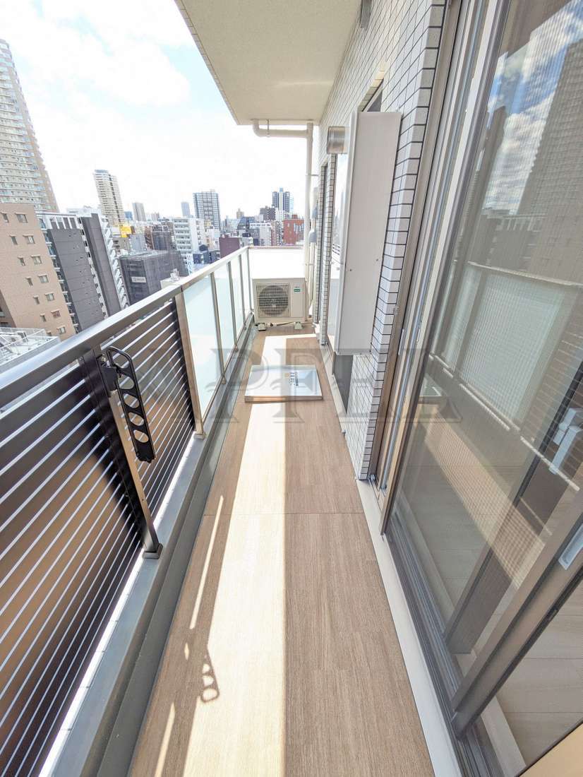 拡大写真:Vinoプレジオ本町 15階1502のバルコニー