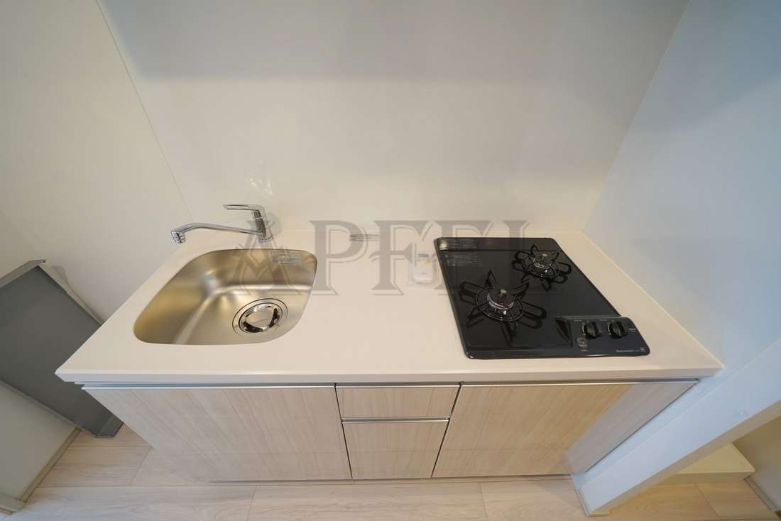 拡大写真:Splendide NAMBAIII 13階1307のキッチン