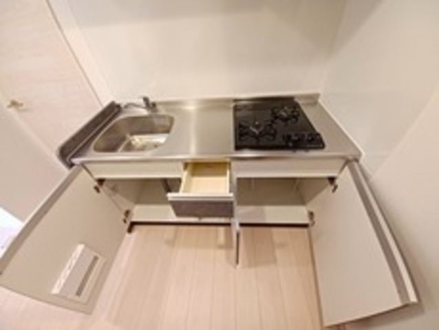 拡大写真：リアンレガーロ桜並木駅 3階303の同シリーズ別部屋