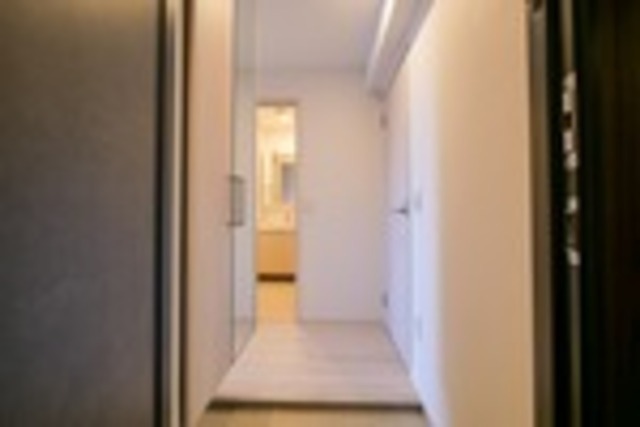 拡大写真：CIDNAL THE PLACE 7階706の玄関
