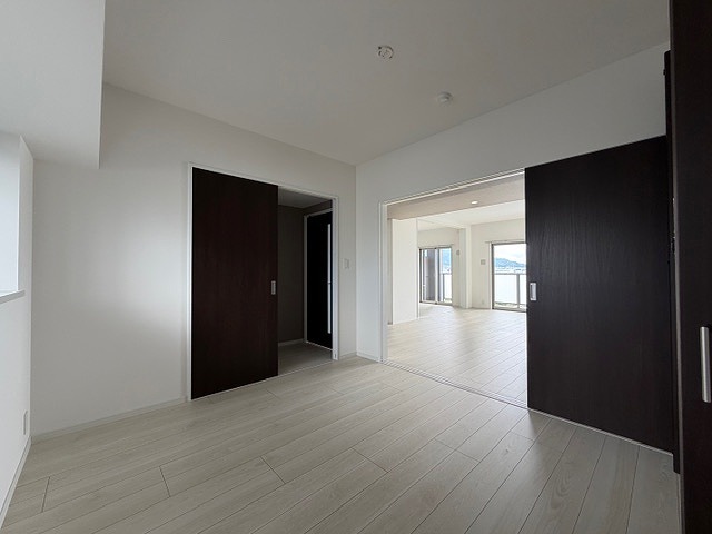 拡大写真:OAKVILLA桜並木クラス 8階802の居間