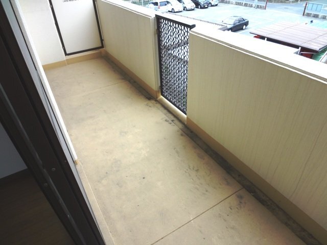 拡大写真:福岡市南区清水1丁目 3階306のバルコニー