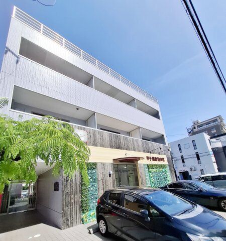 シュシュ甲子園の外観