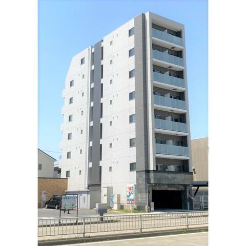 アールズタワー瑞穂運動場西駅前の外観