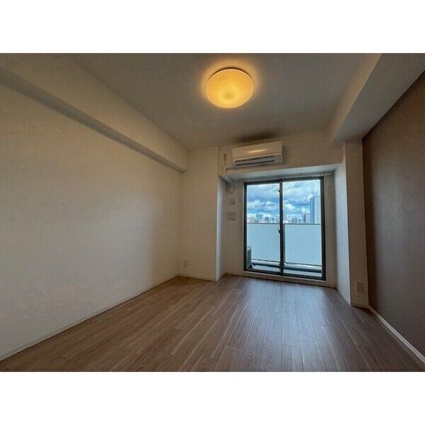 拡大写真:SHOKEN Residence 名古屋〈太閤通〉 14階1404の居間
