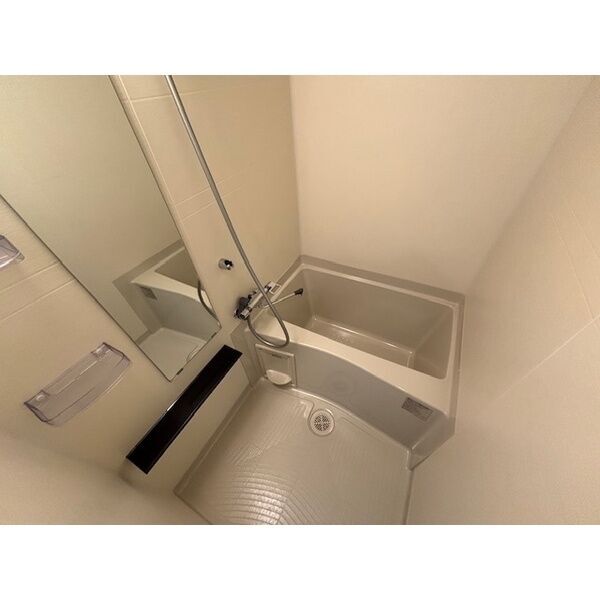 拡大写真:SHOKEN Residence 名古屋〈太閤通〉 14階1404の風呂