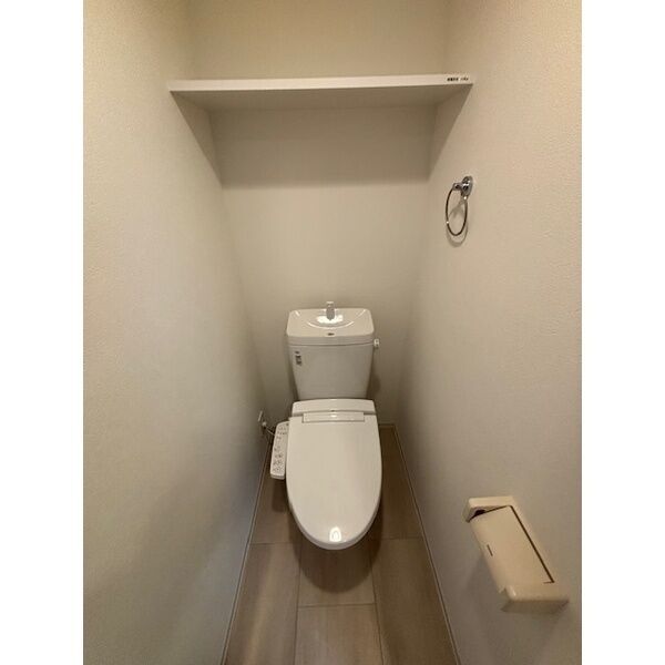 拡大写真:SHOKEN Residence 名古屋〈太閤通〉 14階1404のトイレ