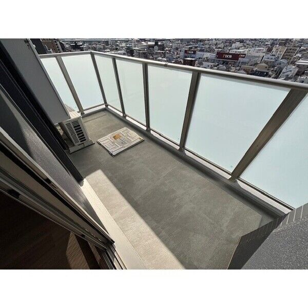 拡大写真：SHOKEN　Residence　名古屋〈太閤通〉 11階1105のバルコニー