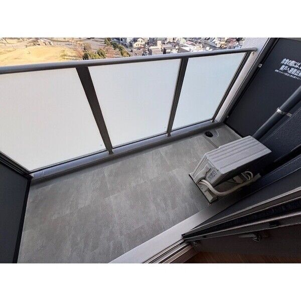 拡大写真:SHOKEN Residence 名古屋〈太閤通〉 15階1503のバルコニー