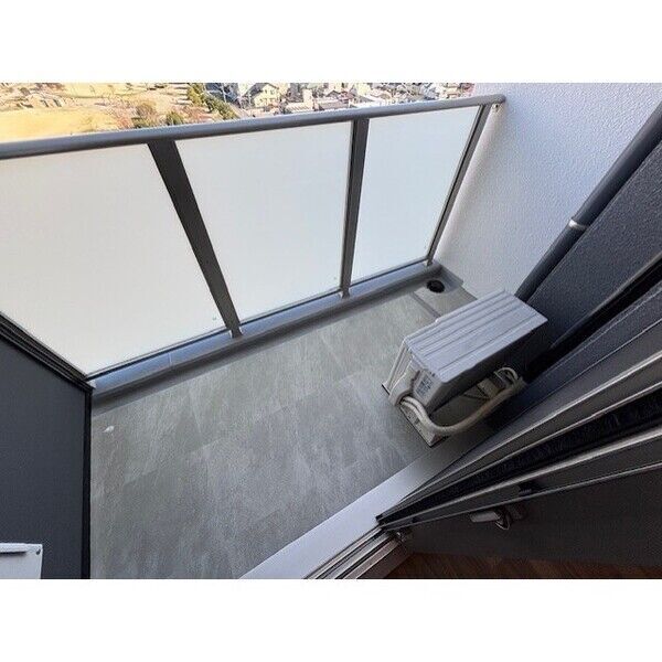 拡大写真:SHOKEN Residence 名古屋〈太閤通〉 13階1301のバルコニー