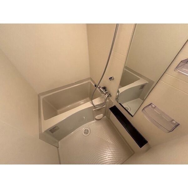 拡大写真:SHOKEN Residence 名古屋〈太閤通〉 13階1301の風呂