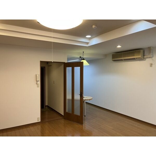 拡大写真:ニュークレス 2階2Dの居間