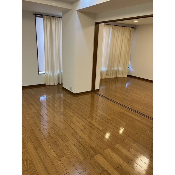 拡大写真:ニュークレス 2階2Dの居間