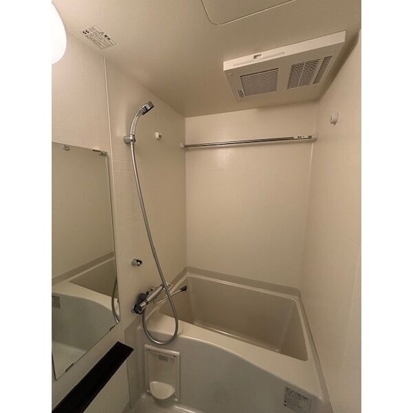 拡大写真:SHOKEN Residence 名古屋〈太閤通〉 12階1205の風呂