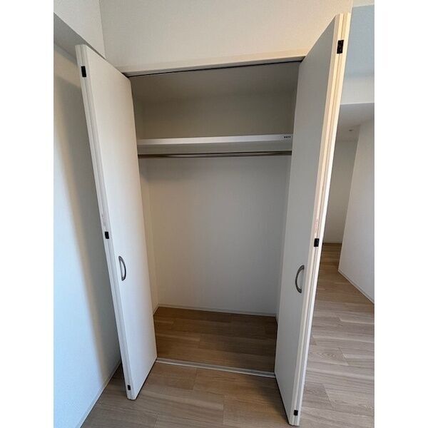 拡大写真:SHOKEN Residence 名古屋〈太閤通〉 12階1205の収納