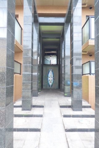 拡大写真:サンカーフⅡ 2階201のエントランス