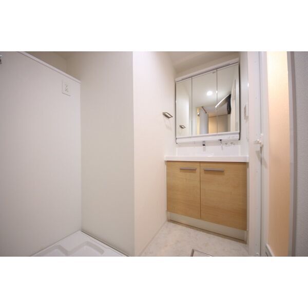 拡大写真:ストーリア名古屋城西 6階0604のキッチン