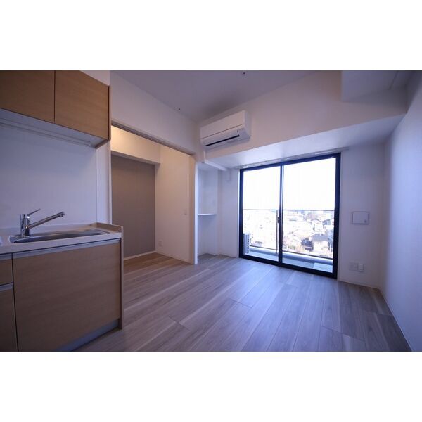 拡大写真:ストーリア名古屋城西 6階0604の居間