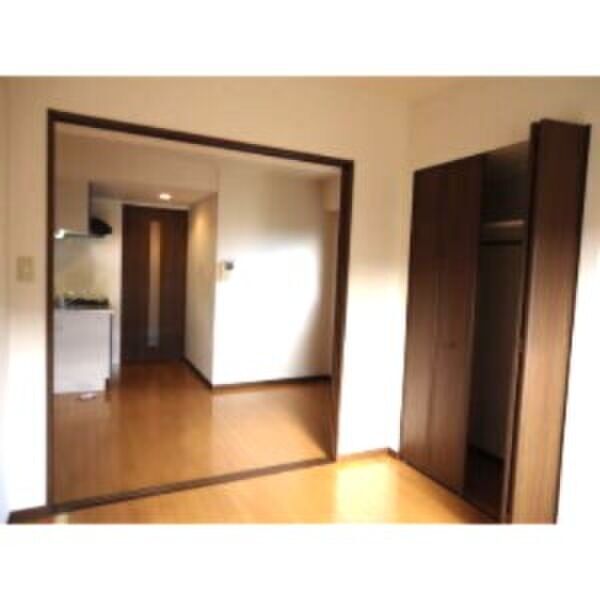 拡大写真:ソレイルコート桜本町 2階204の内装