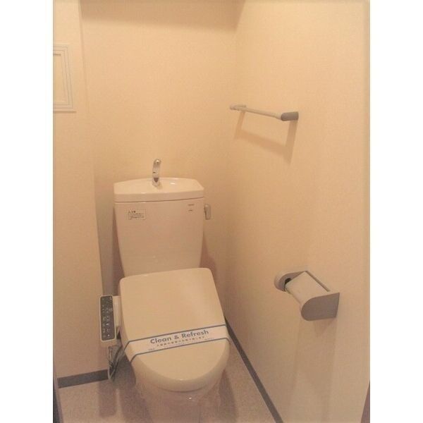 拡大写真:高畑レジデンス 5階0503のトイレ