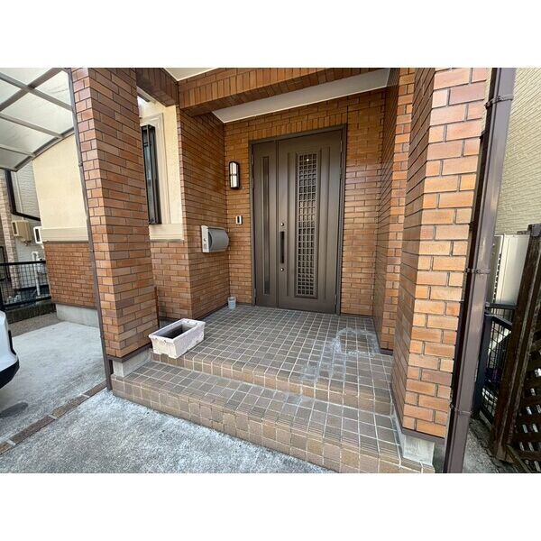 拡大写真:千種区清住レントハウス 1階-のエントランス
