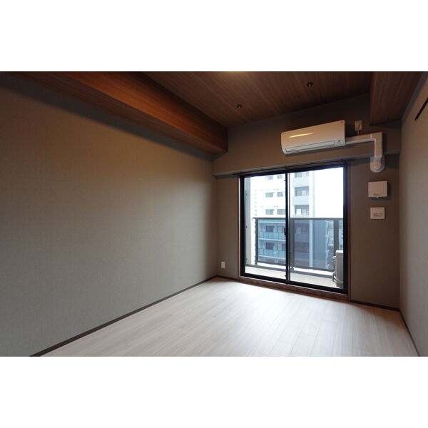 拡大写真：メイクスWアート丸の内 5階502の居間