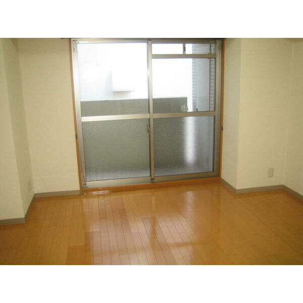 拡大写真:Casone asso(カゾーネアッソ) 11階1101の居間