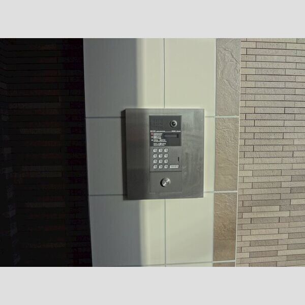 拡大写真:レガーロ 3階0305のセキュリティ