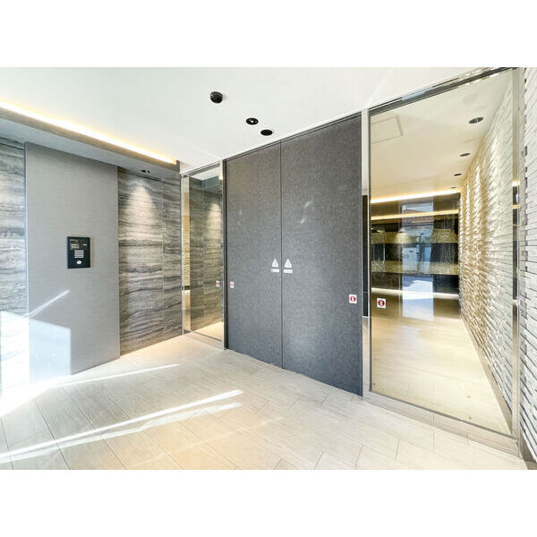拡大写真:S-RESIDENCE庄内通 2階201のエントランス