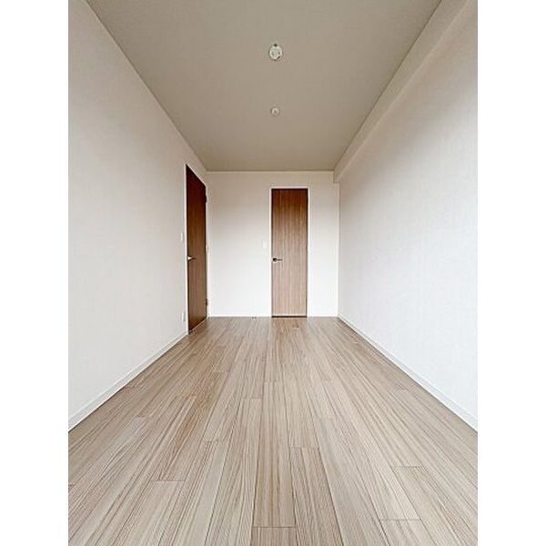拡大写真:Grand Palace IKAI 4階403の居間
