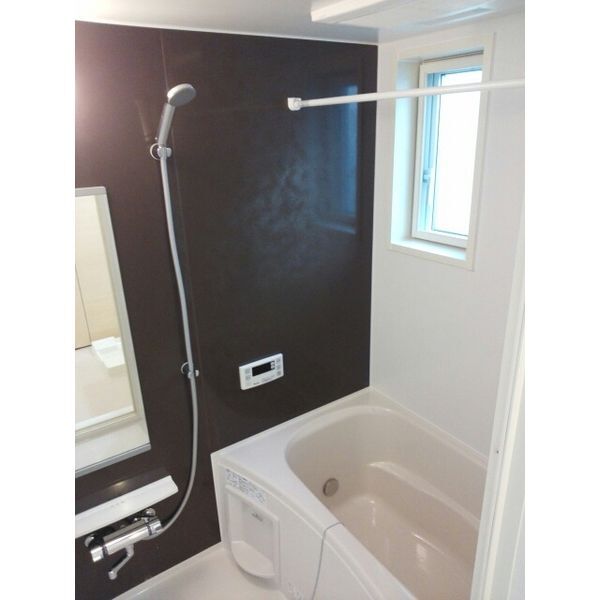 拡大写真:アンジュ アルモニーⅡ 1階102の風呂