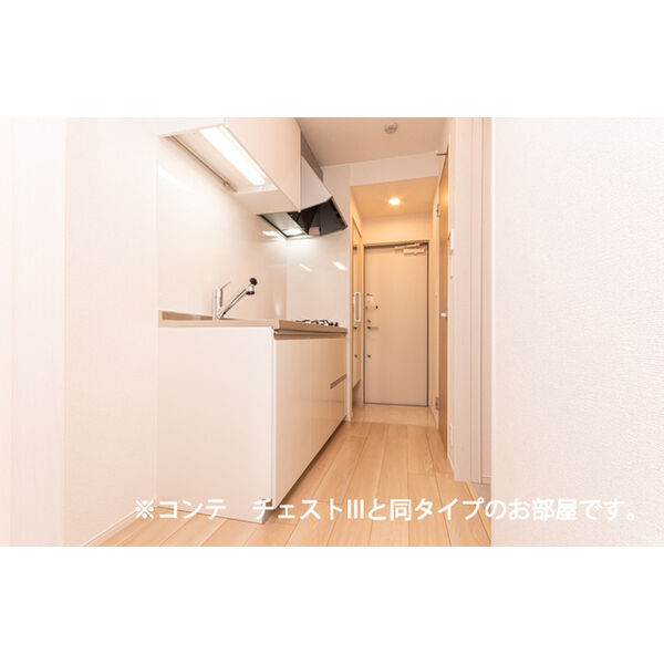 拡大写真:ローレル 2階203のキッチン