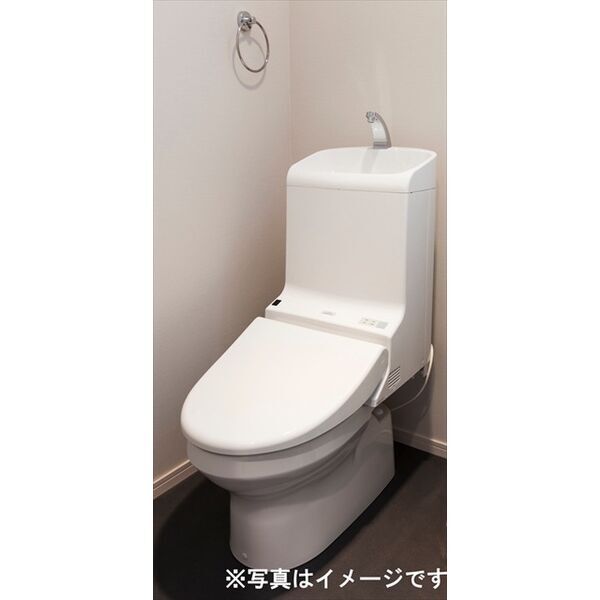 拡大写真:Embellir Trois(アンベリールトロ 1階102のトイレ