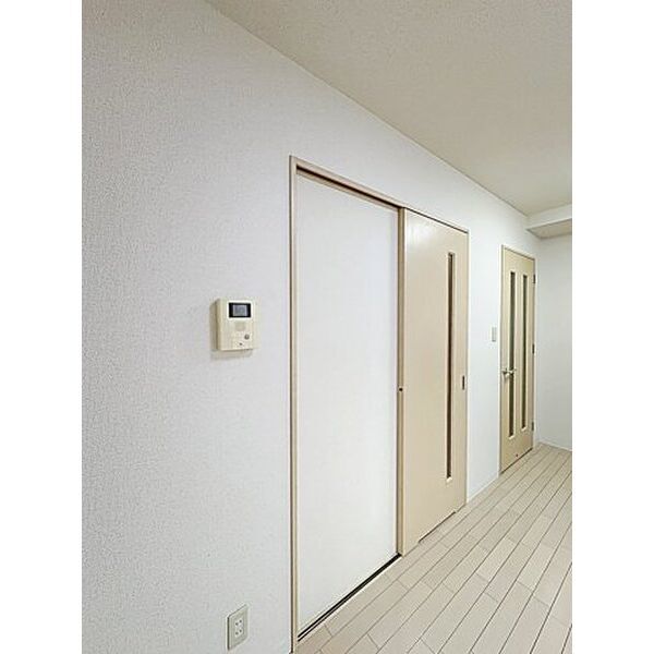 拡大写真:プレステージ金城 1階101の居間