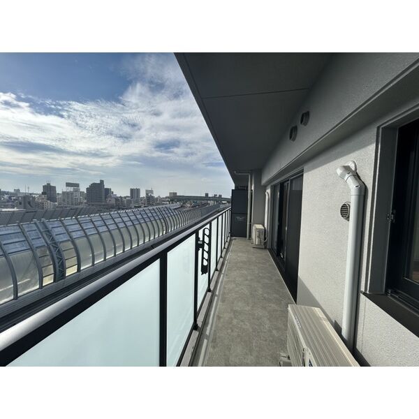 拡大写真:S-RESIDENCE上社南amante(アマンテ) 7階702のバルコニー