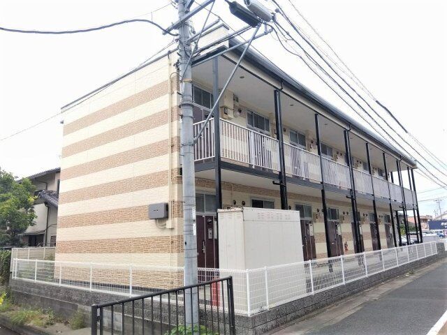 拡大写真:レオパレスPALCOURT劉備 2階202の外観は落ち着いています