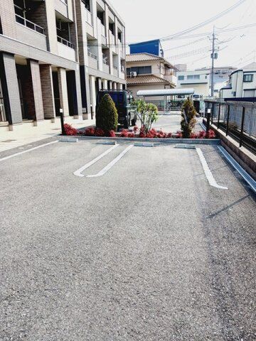 拡大写真:サージェ林 Ⅰ・A 2階203の駐車場です