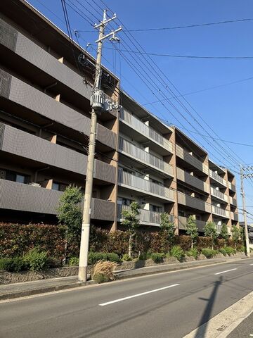 甲子園三番町ハイツの外観