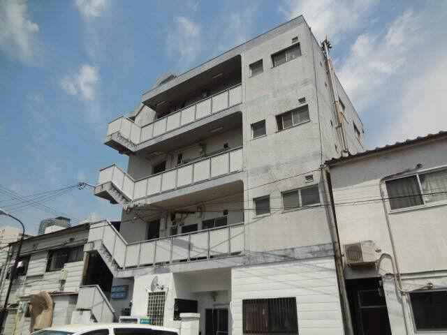 三宮アソシアの外観