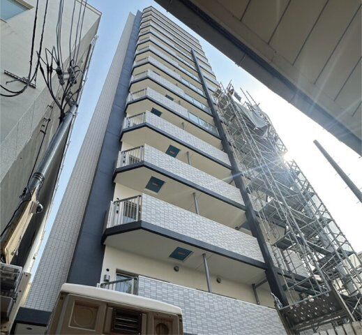 セオリー神戸ウエストゲートの外観