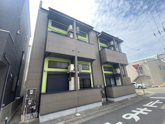 ラ・ヴィータ川西の外観