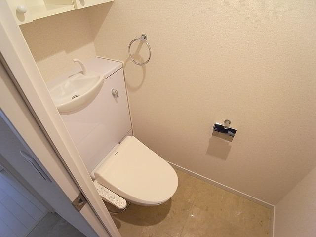 拡大写真：ＫＡＩＳＥＩ新神戸第２WEST 9階913のトイレ