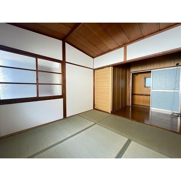 拡大写真:山手テラスハウス 1階1の居間