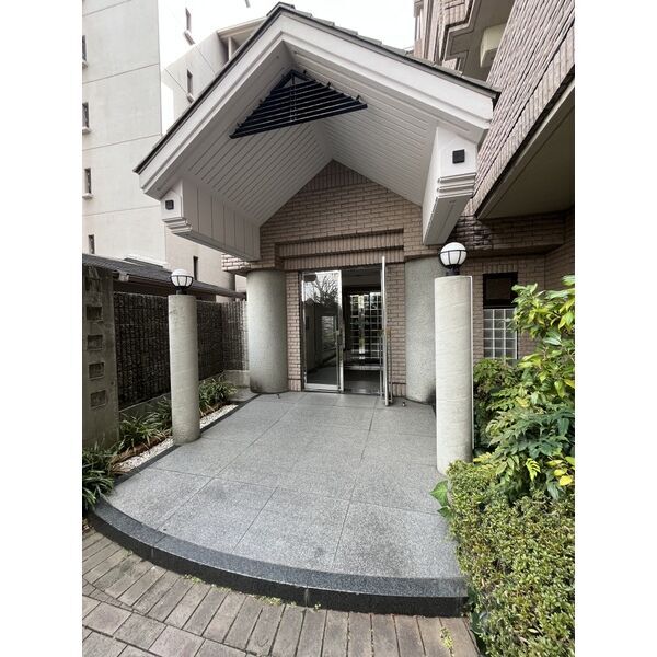 拡大写真:アーデンコート住吉川 6階603のエントランス