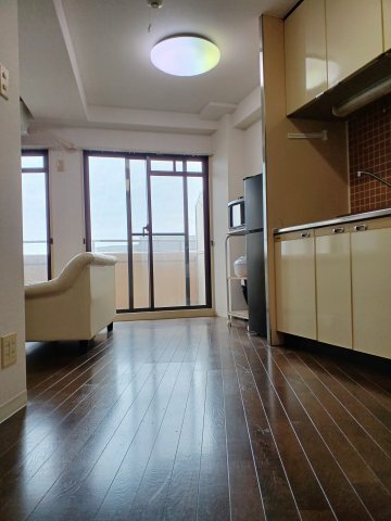 拡大写真:セオコート明石Ⅱ号棟 3階203のきれいなキッチンです