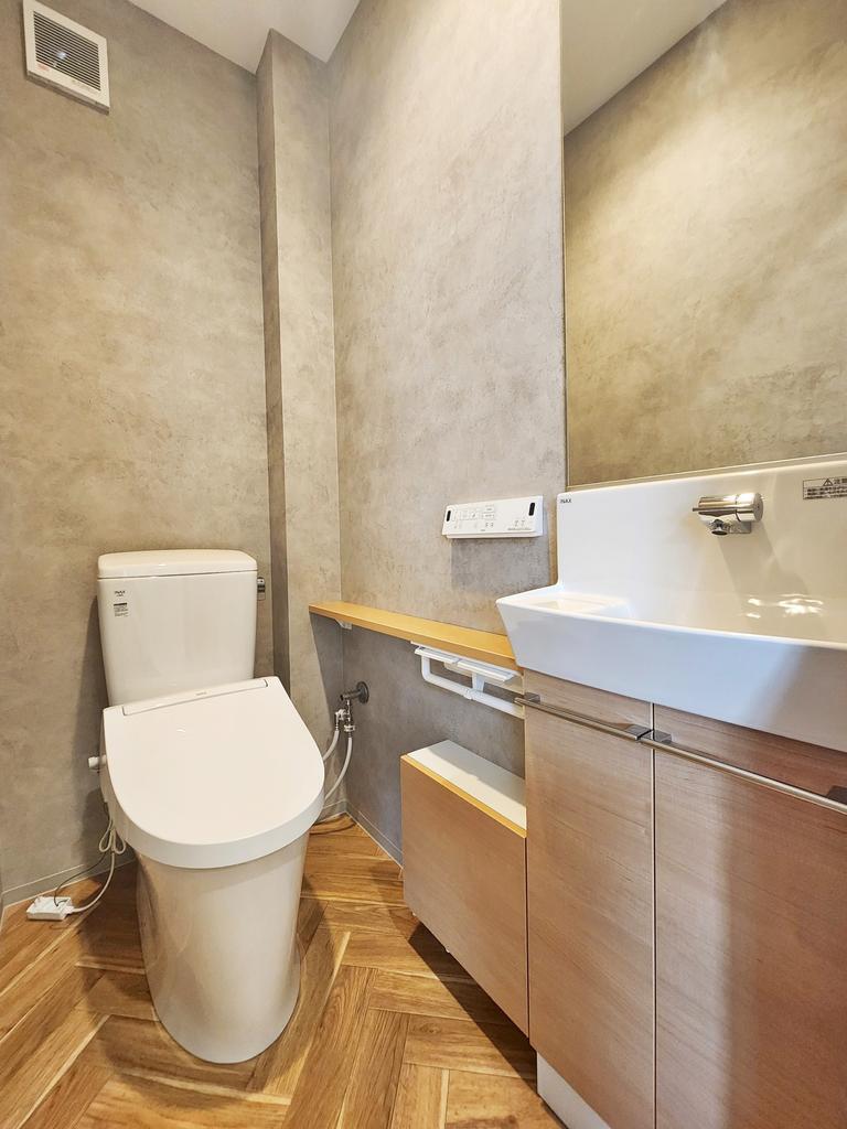 拡大写真:灘区中原通5丁目戸建 1階1のトイレも気になるポイント