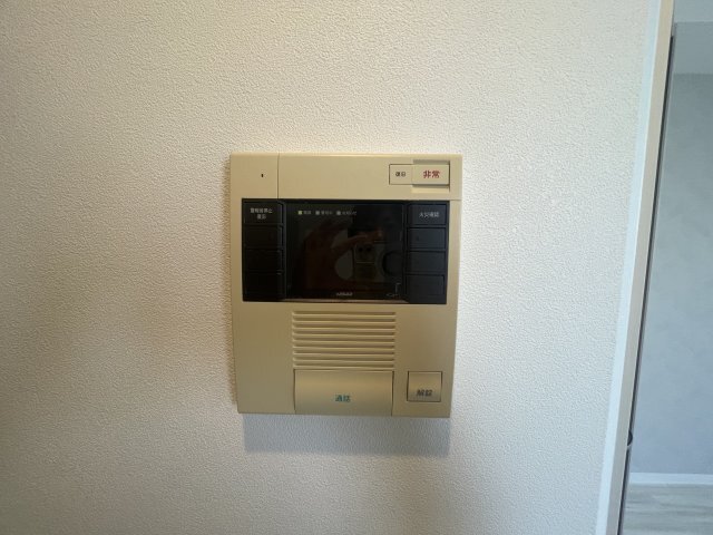 拡大写真:ラ・ウェゾン湊川公園 4階402のセキュリティ
