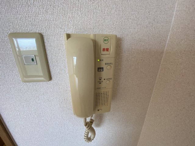 拡大写真:レシェンテ六甲 3階305のセキュリティ